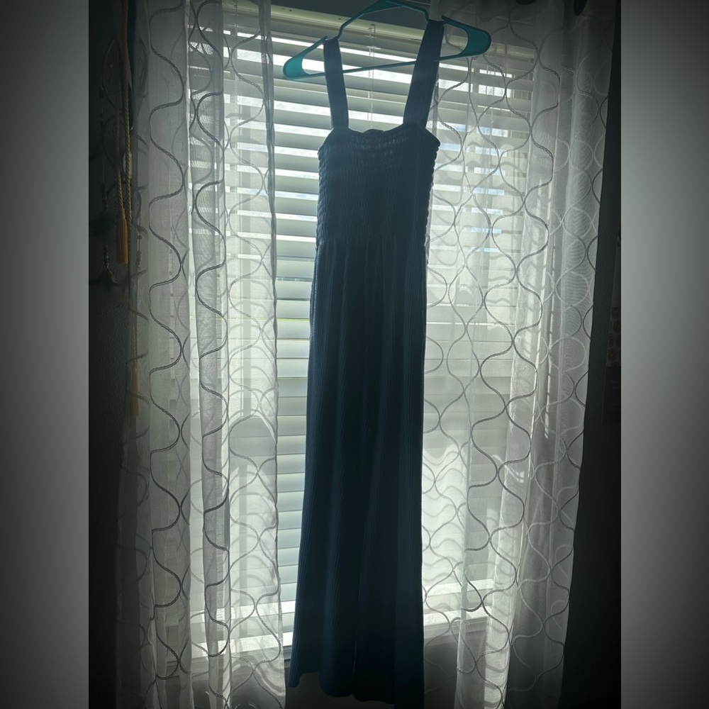 Lulu’s Wide Leg Romper - Picture 3 of 4